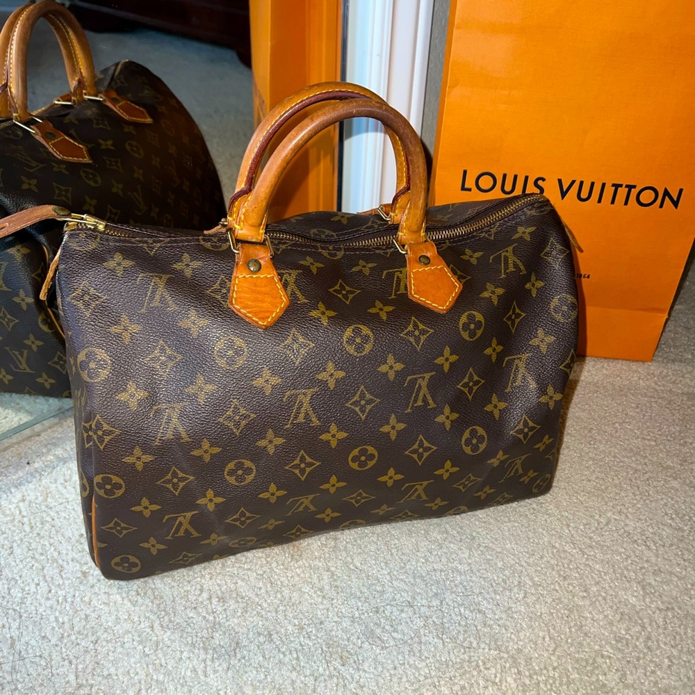 Louis Vuitton speedy 35
